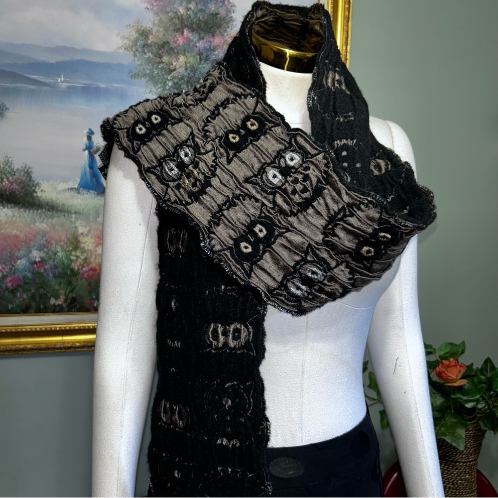 Guillaume de Mons Paris France Black & Brown Wool Mix Owl Fall Scarf